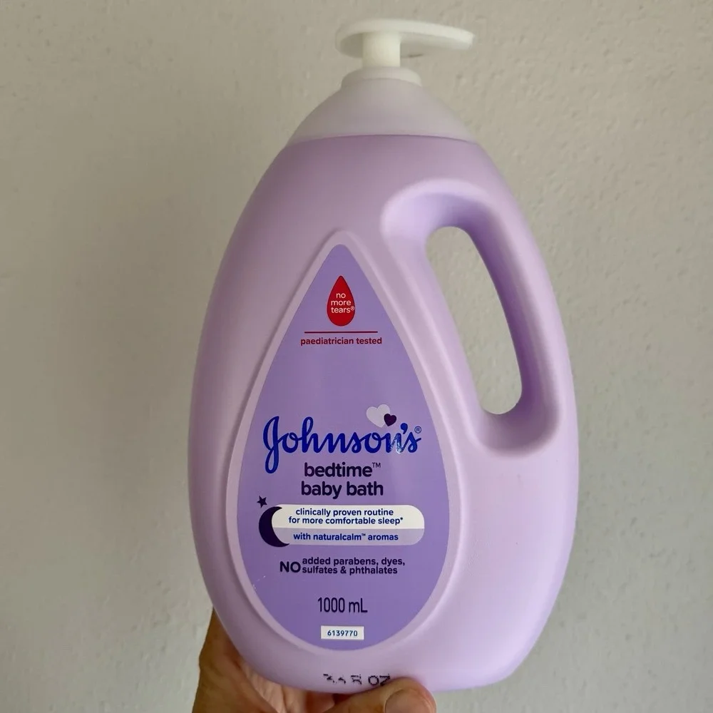 Johnson's Bedtime Baby Bath 1000ml‎ Jumbo Pump Included No Parabens No Dyes